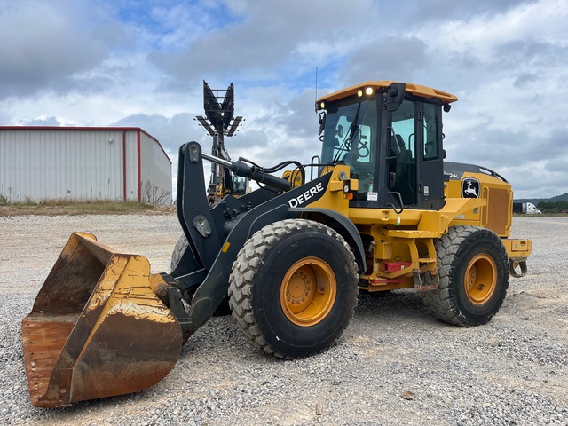 2019 John Deere 524L