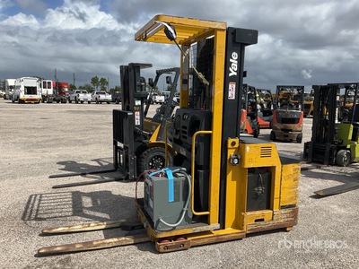 2009 Yale OS030EC 3000 lb Order Picker