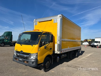 2016 Hino 195 4x2 Furgonetka