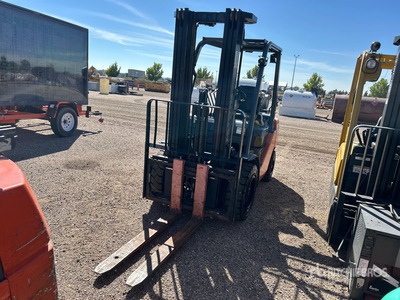 2016 Toyota 8FGU30 4800 lb Pneumatic Tire Forklift
