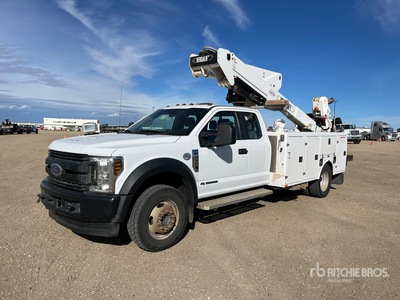 2019 Versalift VST-40I 40 ft on 2019 Ford F-550 XL 4x4 Extended Cab Bucket Truck