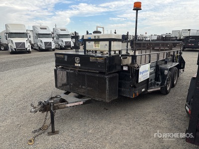 2016 Marksman 14 ft T/A Remolque Portamaquinaria