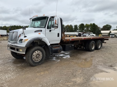2006 International 7600 6x4 شاحنة سحب مسطحة