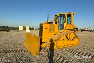 2006 Cat D5N XL جرافة مجنزرة