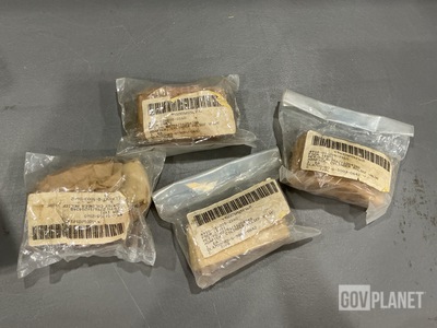 (4) Colt Industries 16204348 Cylinder Relief Valve Adapters
