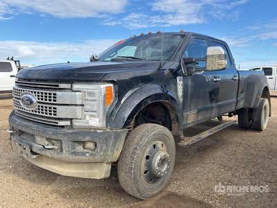 2017 Ford F-450 4x4 Crew Cab Pickup (Inoperable)