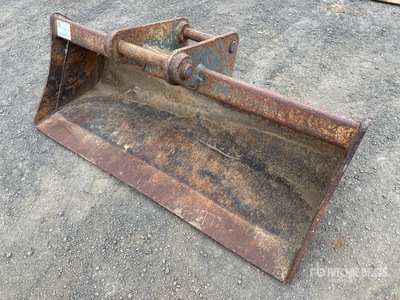 2001 JAWS 1500 mm Q/C Cleanup Backhoe Rear Bucket - Fits CAT 428c