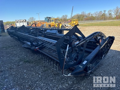 2011 MacDon FD70 34 ft 3 in Flex Draper Combine Header (Inoperable)