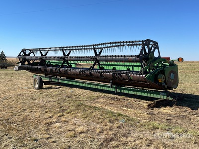 John Deere 930 30 ft Draper Combine Header