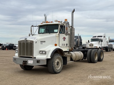 1998 Kenworth T800B 6x4 Cab and Chassis