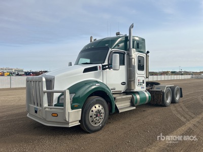 2015 Kenworth T880 6x4 T/A Sleeper Truck Tractor