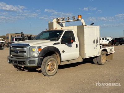 2016 Ford F-550 XLT 4x4 Camion à Plateau