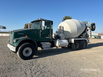 2006 Kenworth W900 8x4 Mixer Truck
