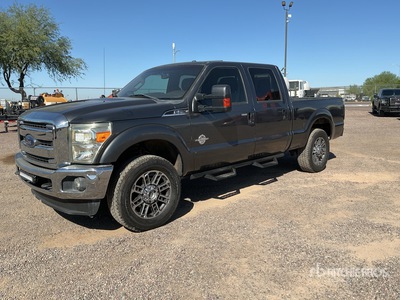 2016 Ford F-250 4x4 Crew Cab بيك اب