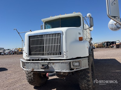 1995 International F5070 4000 gal 6x6 Ciężarówka na wodę (Inoperable)