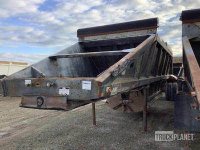 1992 Fruehauf 17 ft 6 in T/A A-Train Lead Belly Dump Trailer