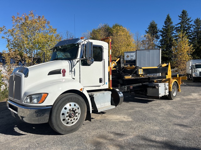 2020 Kenworth T370 4x2 Rollback Truck