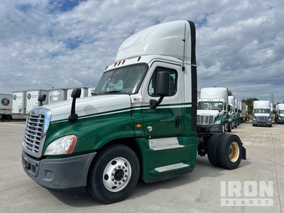 2018 Freightliner Cascadia 125 4x2 S/A Day Cab Truck Tractor