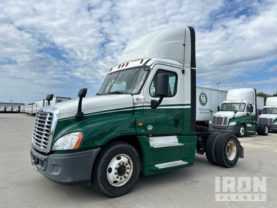 2018 Freightliner Cascadia 125 4x2 S/A Day Cab Truck Tractor