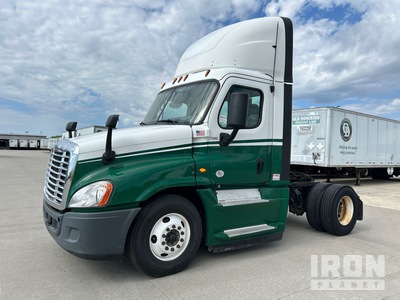 2018 Freightliner Cascadia 125 4x2 S/A Day Cab Truck Tractor
