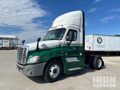 2018 Freightliner Cascadia 125 4x2 S/A Day Cab Truck Tractor