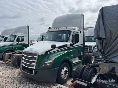 2019 Freightliner Cascadia 126 4x2 S/A Day Cab Truck Tractor (Inoperable)