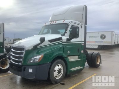 2019 Freightliner Cascadia 126 4x2 Cabeza Tractora Cabina Corta (Inoperable)