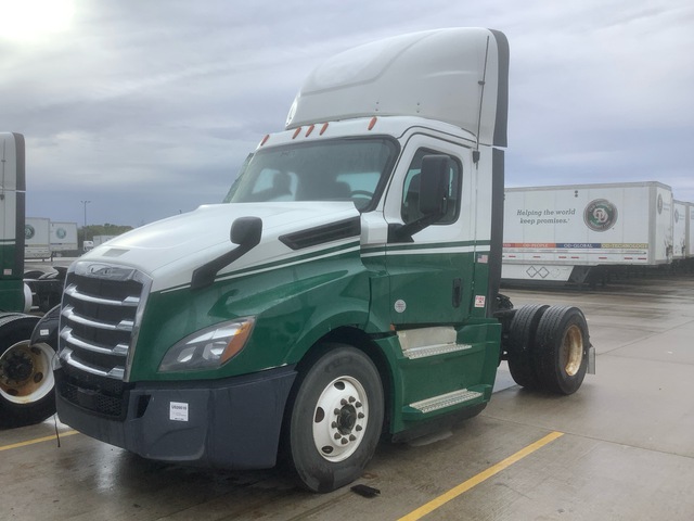 2019 Freightliner Cascadia 126 4x2 S/A Day Cab Truck Tractor (Inoperable)