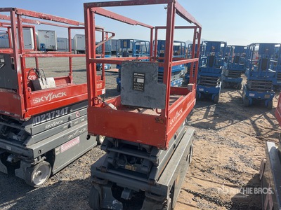2017 Skyjack 3219 Electric Scissor Lift