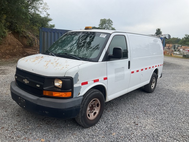 2009 Chevrolet Express 2500 Cargo Van