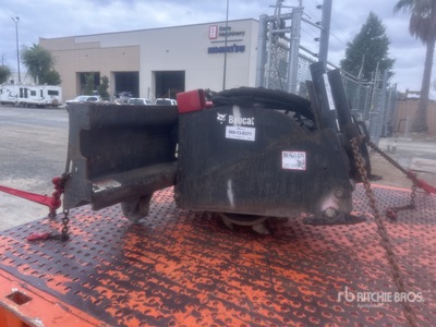 2018 Bobcat 18PLA スキッドステア プラナー