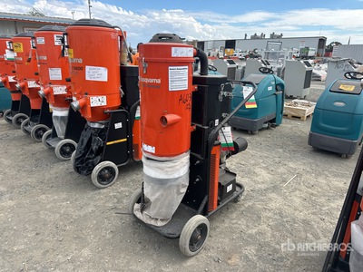 2020 Husqvarna S 36 Propane Vacuum Cleaner