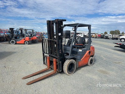 2018 Toyota 8FGU25 Pneumatic Tire 4500 lb Pneumatic Tire Forklift
