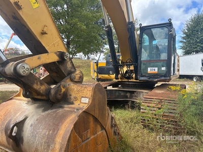 2013 Cat 349E L حفارة بجنزير