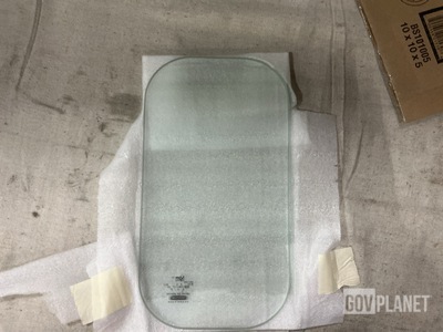 (138) Freightliner 22-28974-000 Lower Door Windows