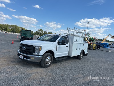 2019 Ford F-350 XL 4x2 Service Truck