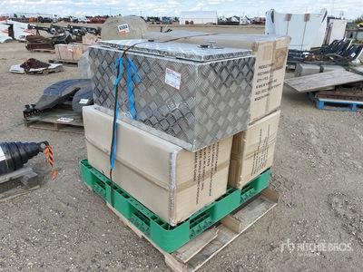 Quantity of (4) Aluminum Truck Gereedschapskist