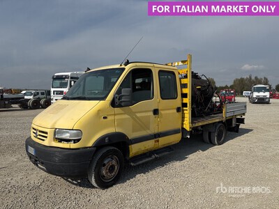 2003 Renault 52AFA1 Crew Cab Pritsche-Lkw