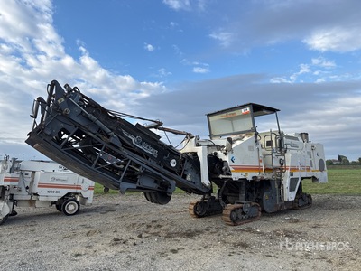 2004 Wirtgen W1900 Tracked Cold Planer