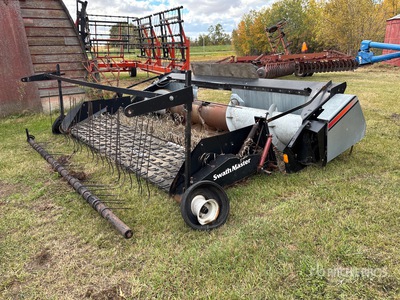 Agco 13 ft ヘッダー (Inoperable)
