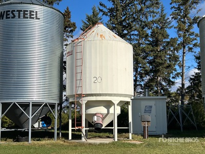 Weninger +/- 53 ton Smooth Wall Hopper Grain Bin