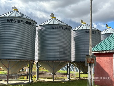 Westeel-Rosco 145 +/- 2000 bu 5 Ring Hopper Grain Bin