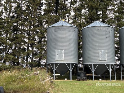 Westeel-Rosco 146 +/- 2300 bu 6 Ring Hopper Grain Bin