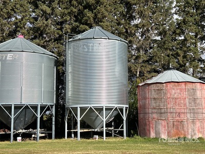 Westeel 1604 +/- 3000 bu 4 Ring Hopper Grain Bin