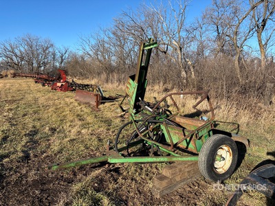 Flexi-Coil Hydraulic Post Pounder