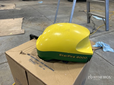 John Deere StarFire 6000 GNSS Receiver