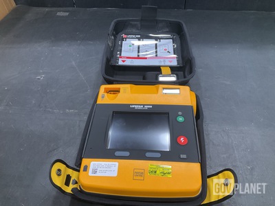 Physio-Control LifePak 1000 Defibrillator