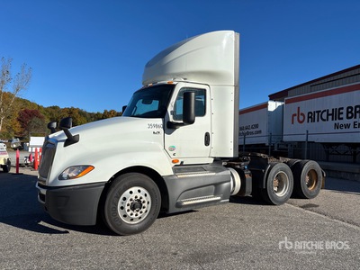 2020 International LT625 6x4 T/A Dagcabine Trekker