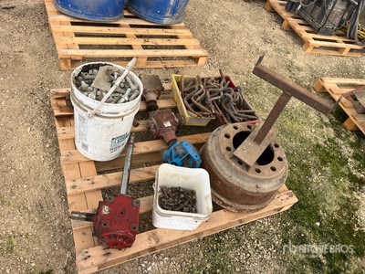Quantity of Right Angle Drives & Bolts