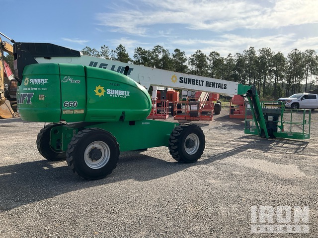 ELEVADOR TELESCóPICO JLG 4WD 660SJ